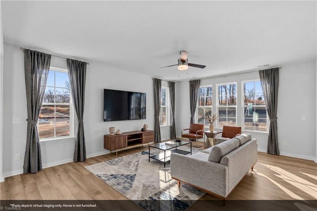 property viewer photo 7