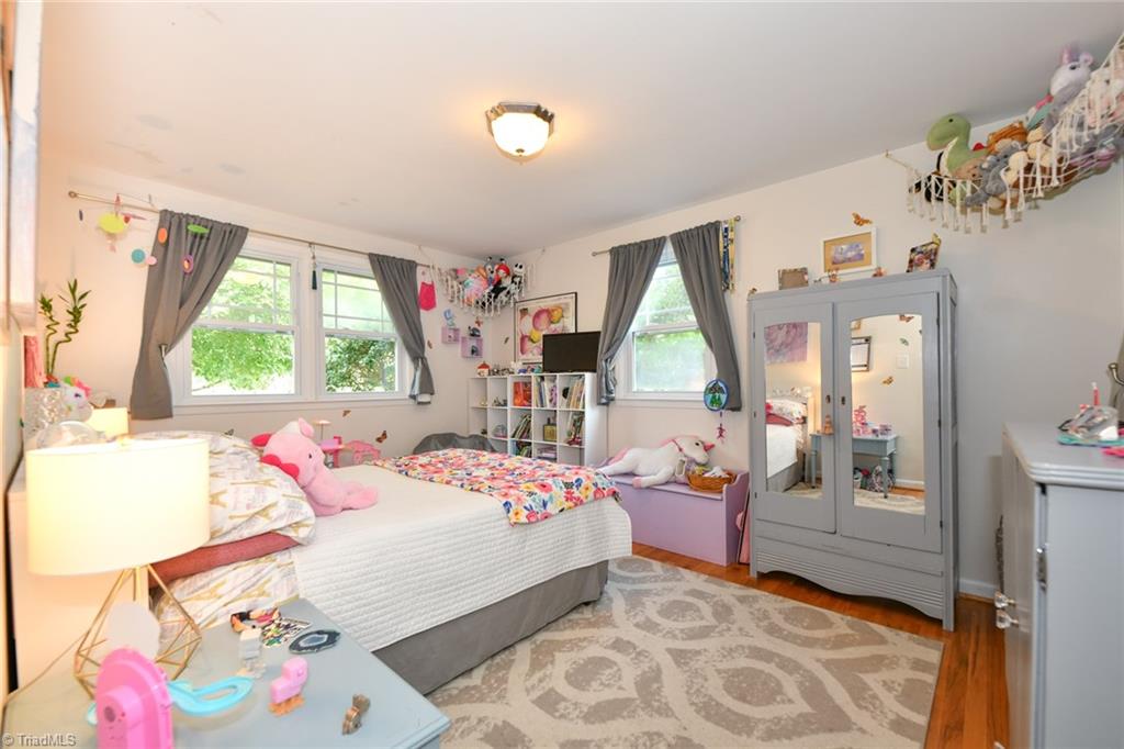property viewer photo 14