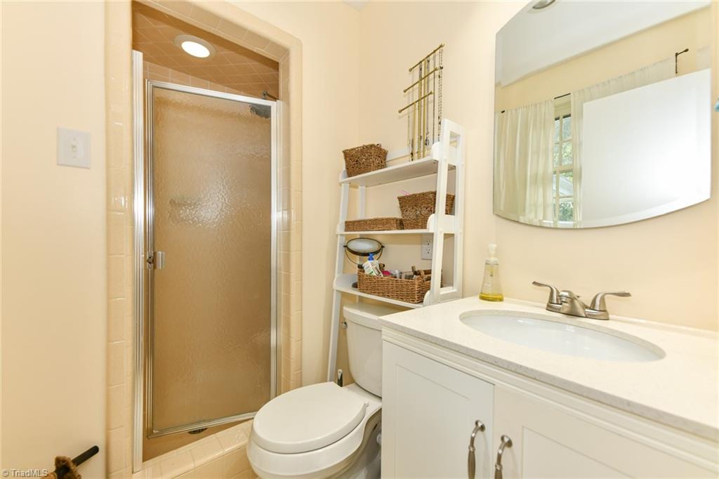 property viewer photo 17