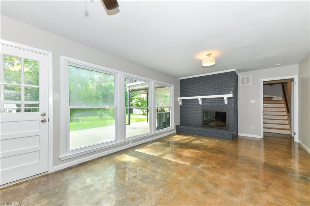 property viewer photo 19