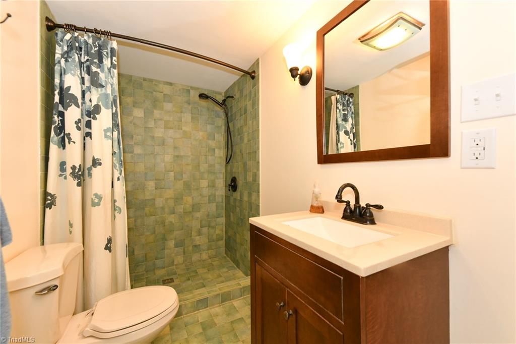 property viewer photo 24