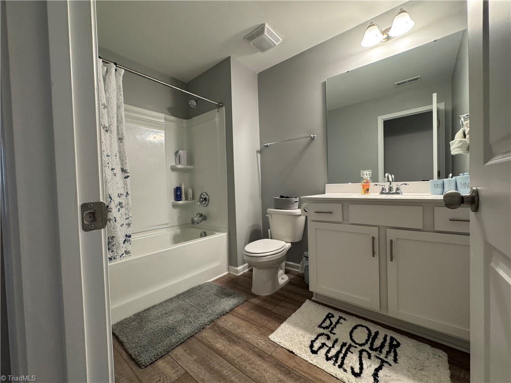 property viewer photo 20