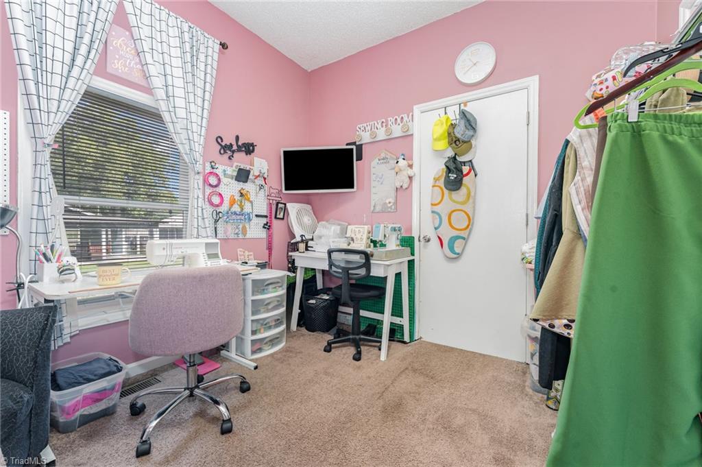 property viewer photo 11
