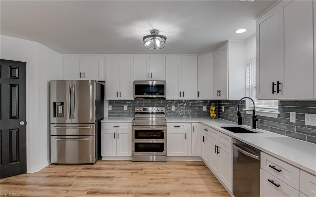 property viewer photo 11
