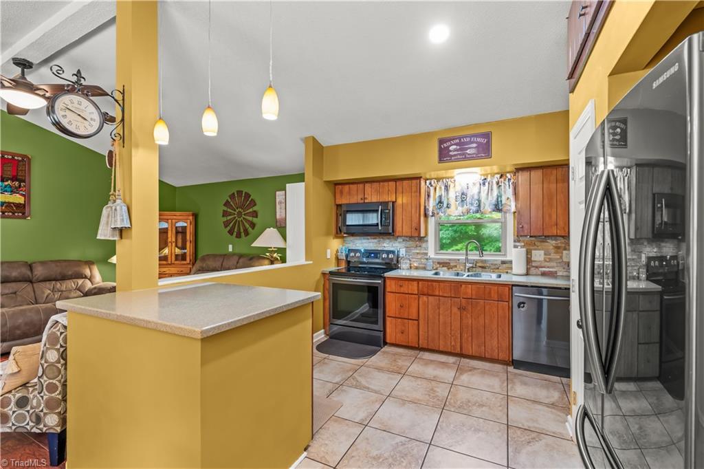 property viewer photo 13