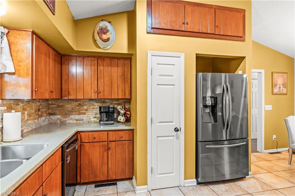 property viewer photo 17