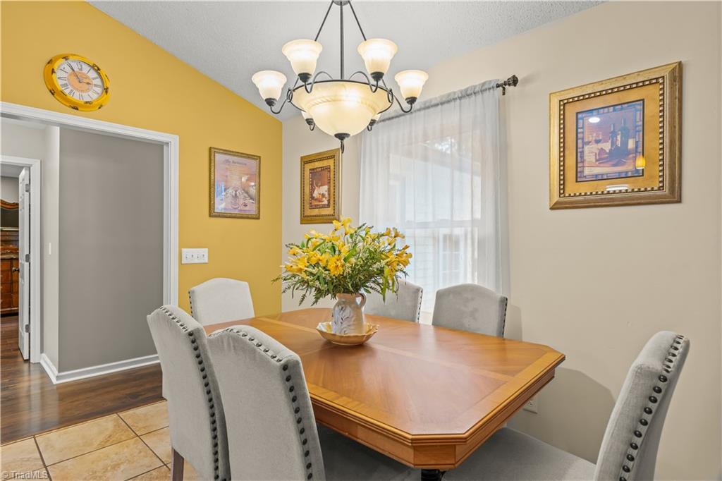 property viewer photo 19