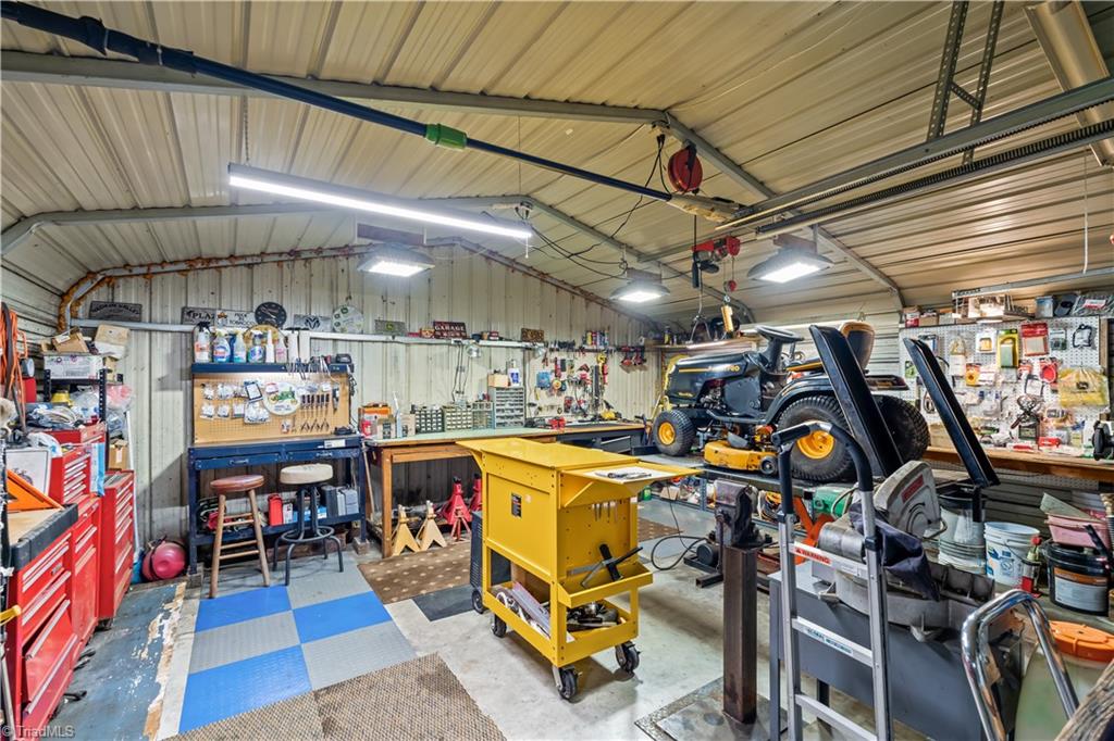 property viewer photo 37