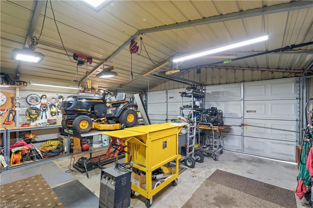 property viewer photo 38