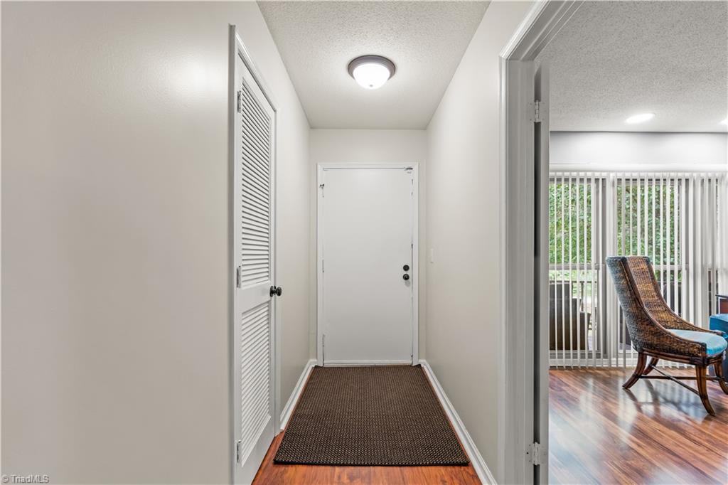 property viewer photo 5