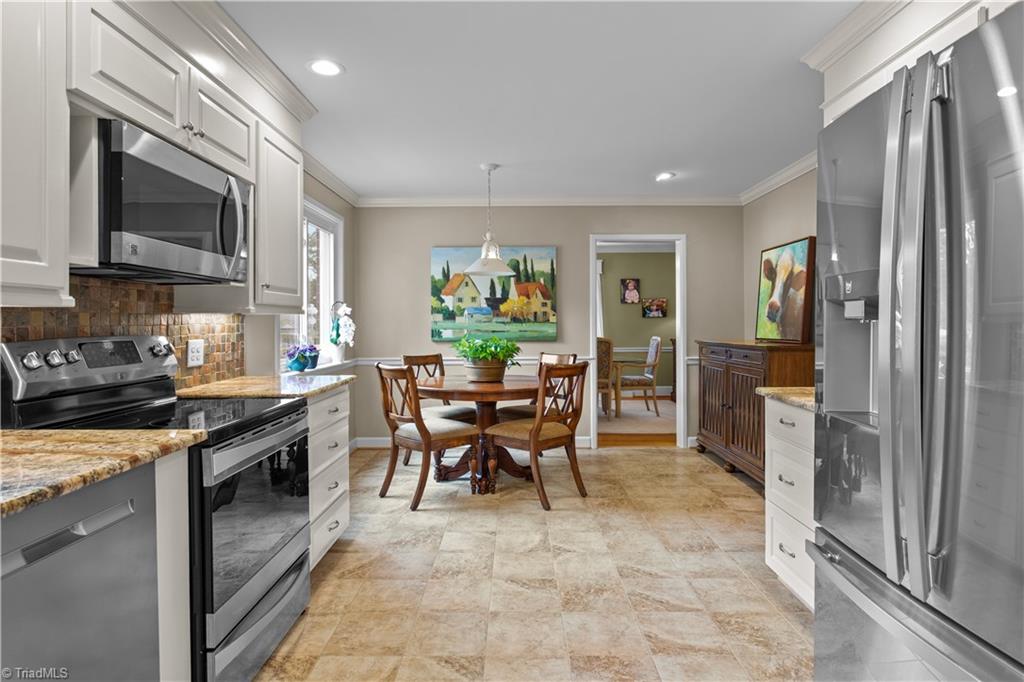 property viewer photo 10