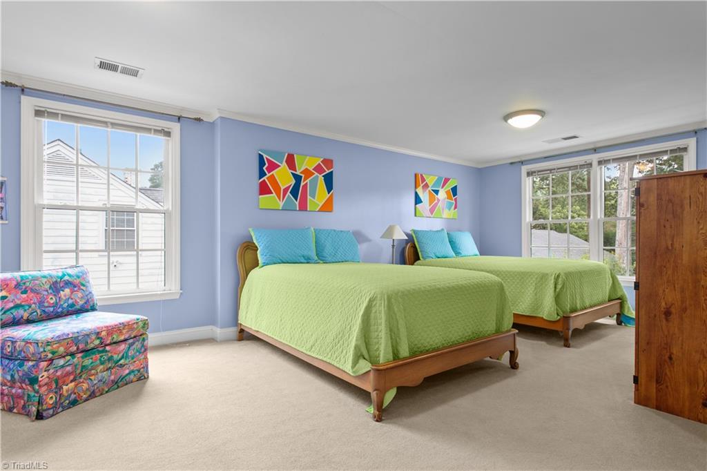 property viewer photo 29