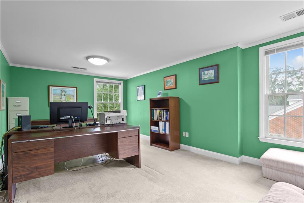 property viewer photo 30