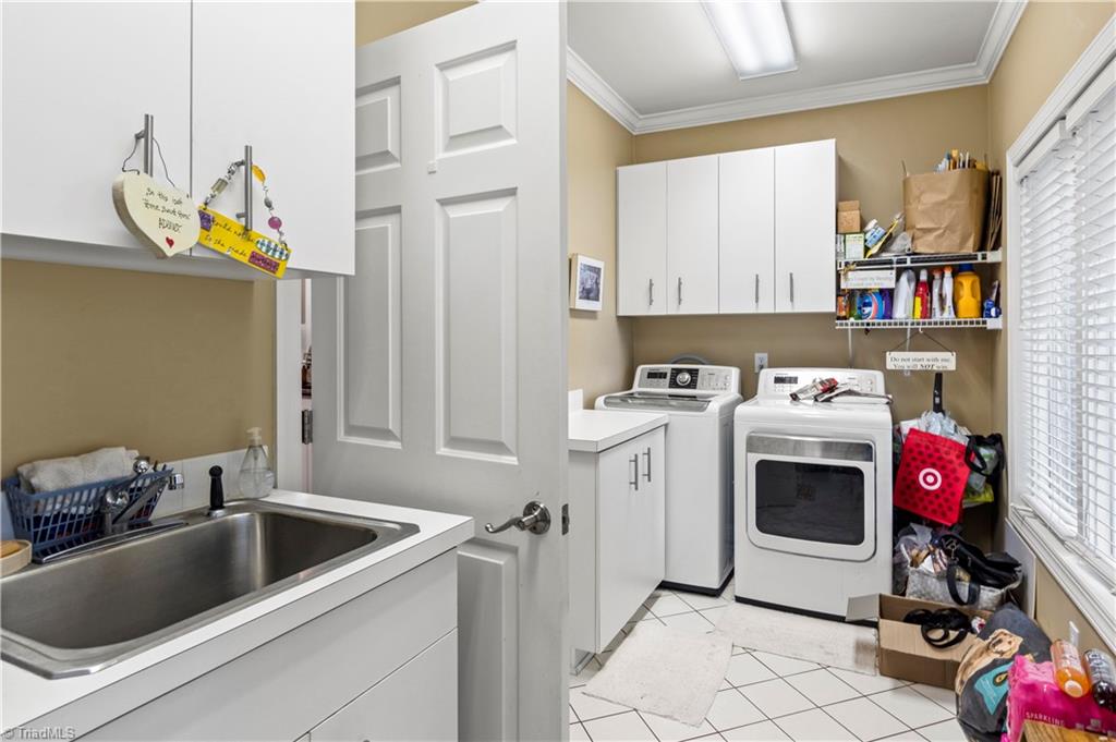 property viewer photo 16