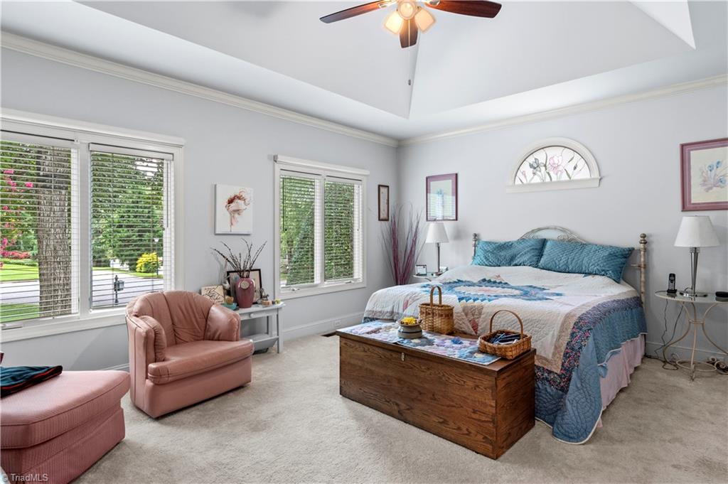 property viewer photo 18
