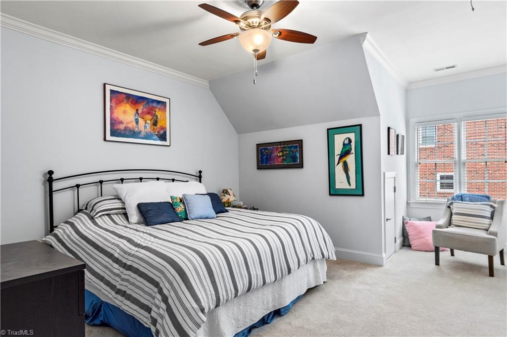 property viewer photo 27