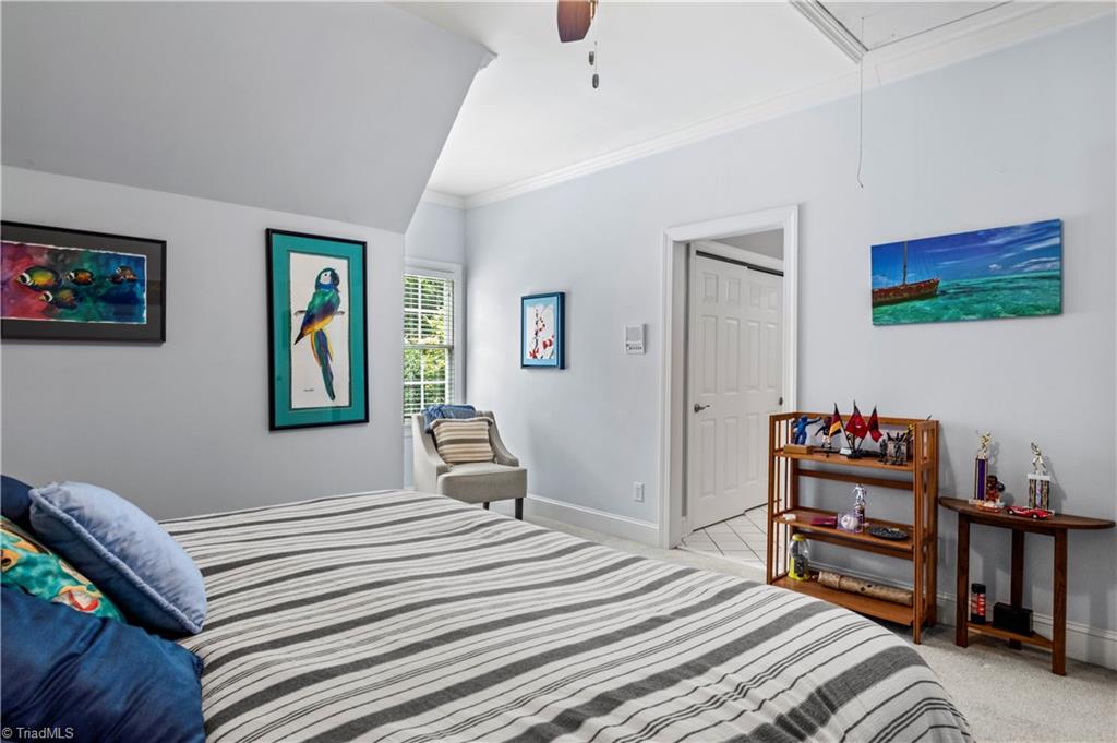 property viewer photo 28