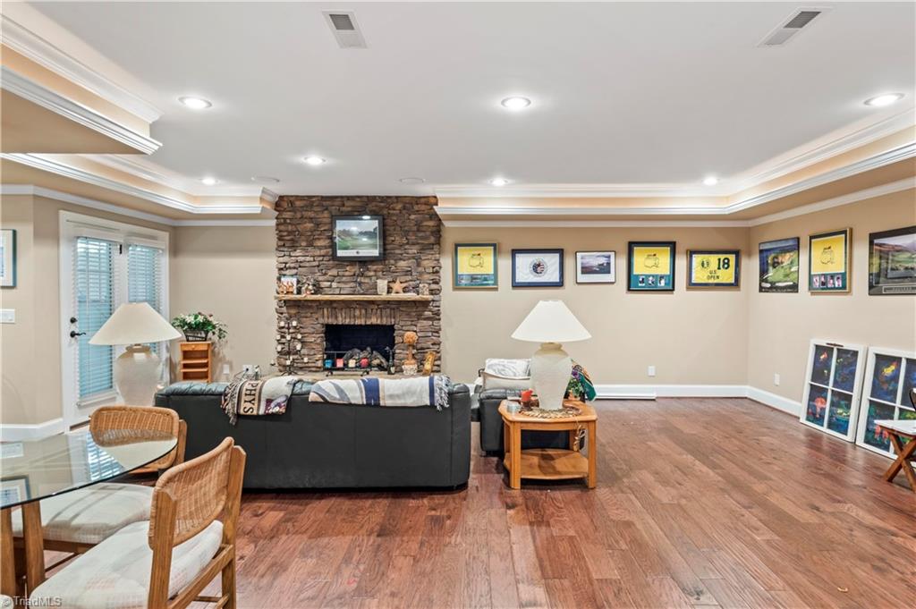 property viewer photo 32