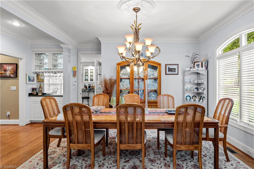 property viewer photo 7