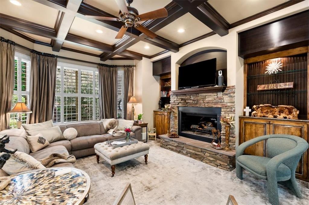 property viewer photo 11