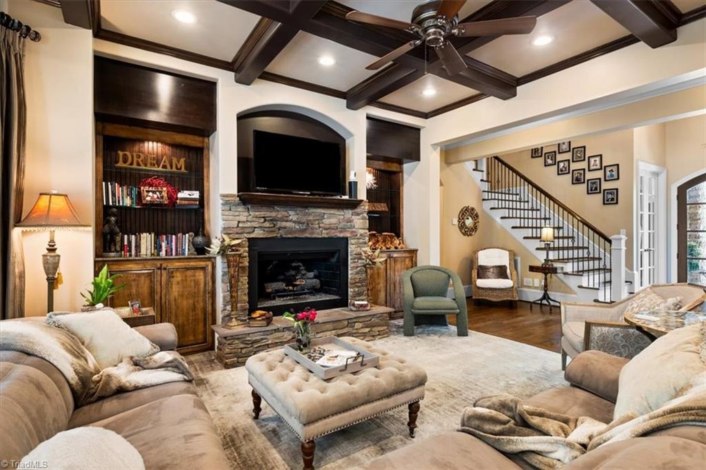 property viewer photo 13