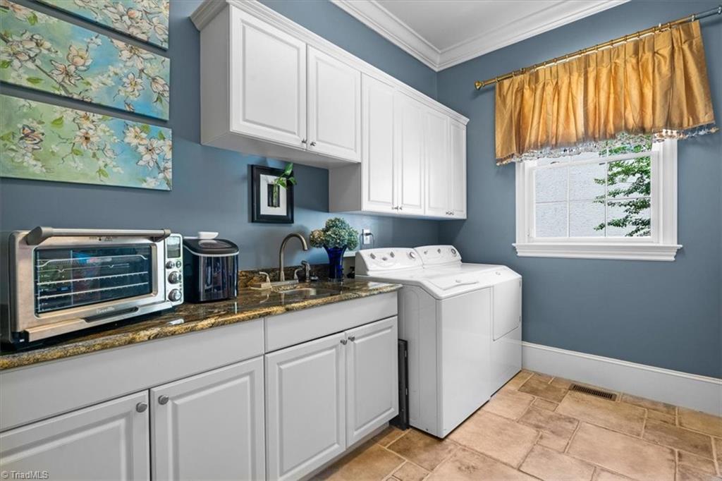 property viewer photo 19
