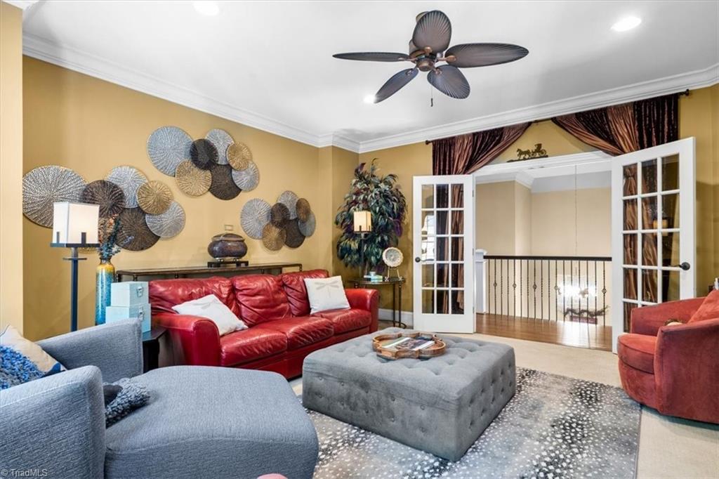 property viewer photo 30