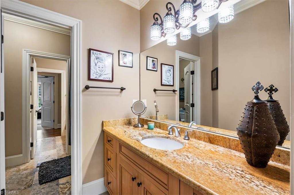 property viewer photo 33