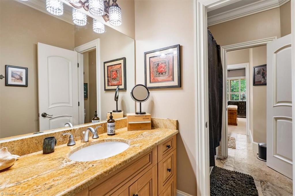 property viewer photo 34