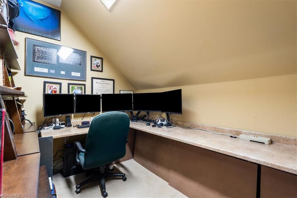 property viewer photo 39