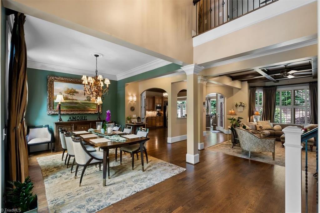 property viewer photo 4