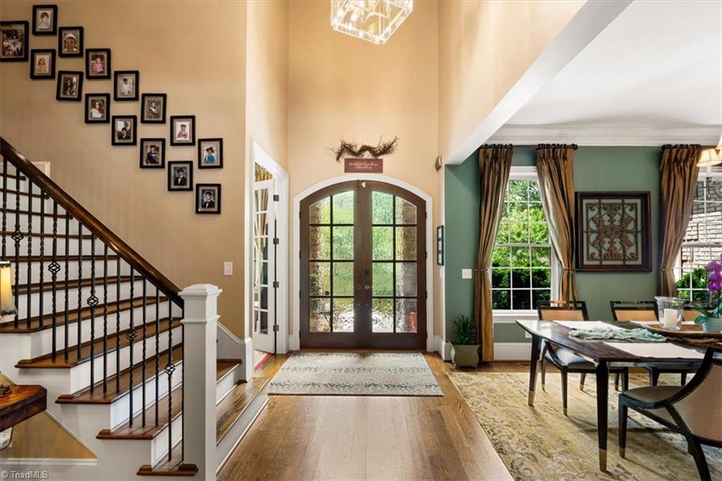 property viewer photo 5