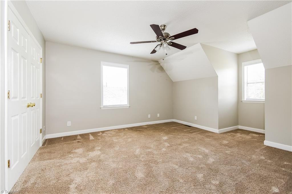property viewer photo 12