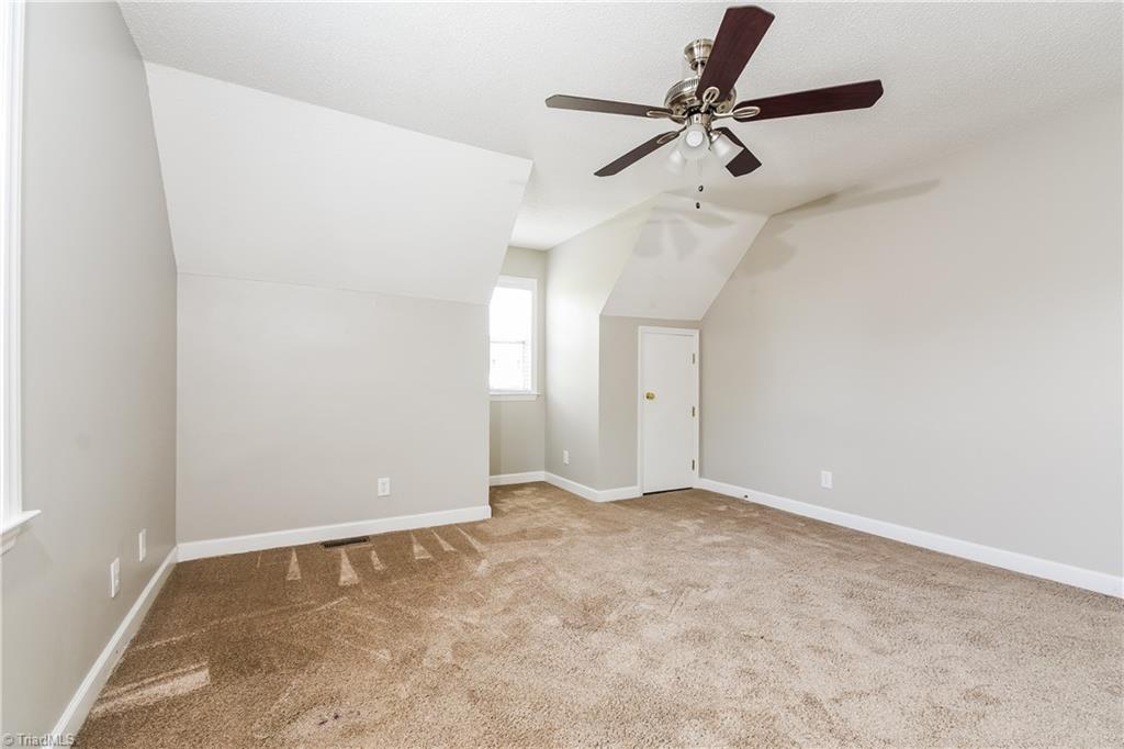 property viewer photo 13