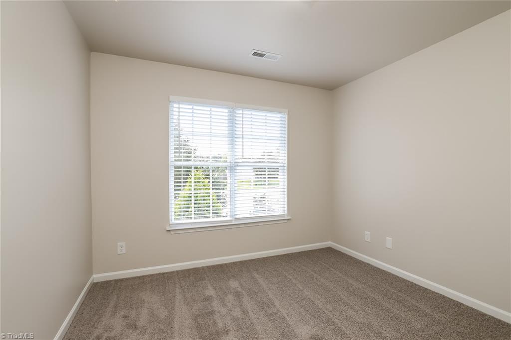 property viewer photo 10
