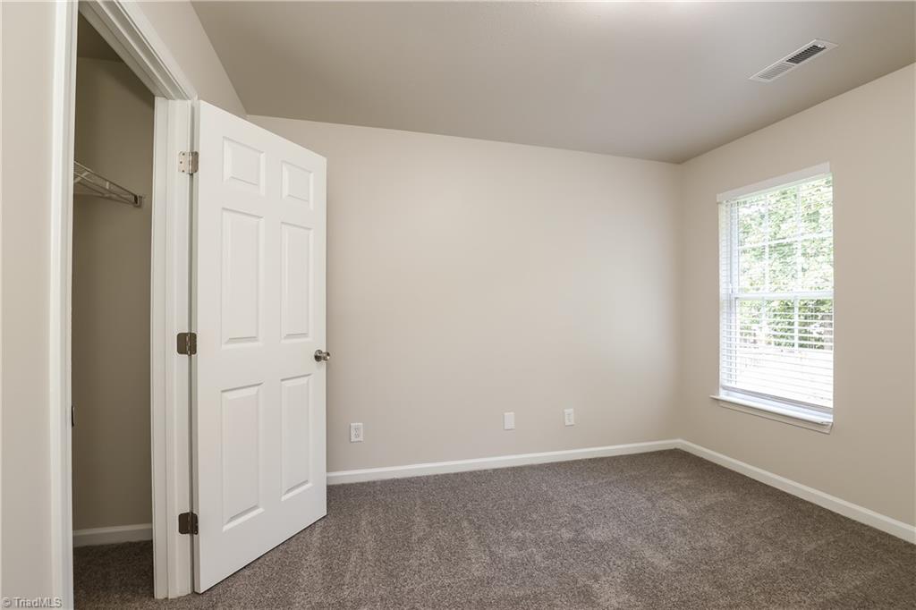 property viewer photo 11