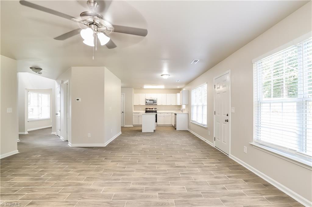 property viewer photo 4