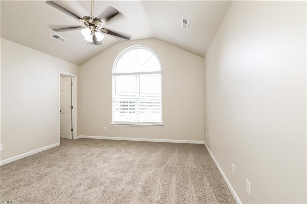 property viewer photo 8