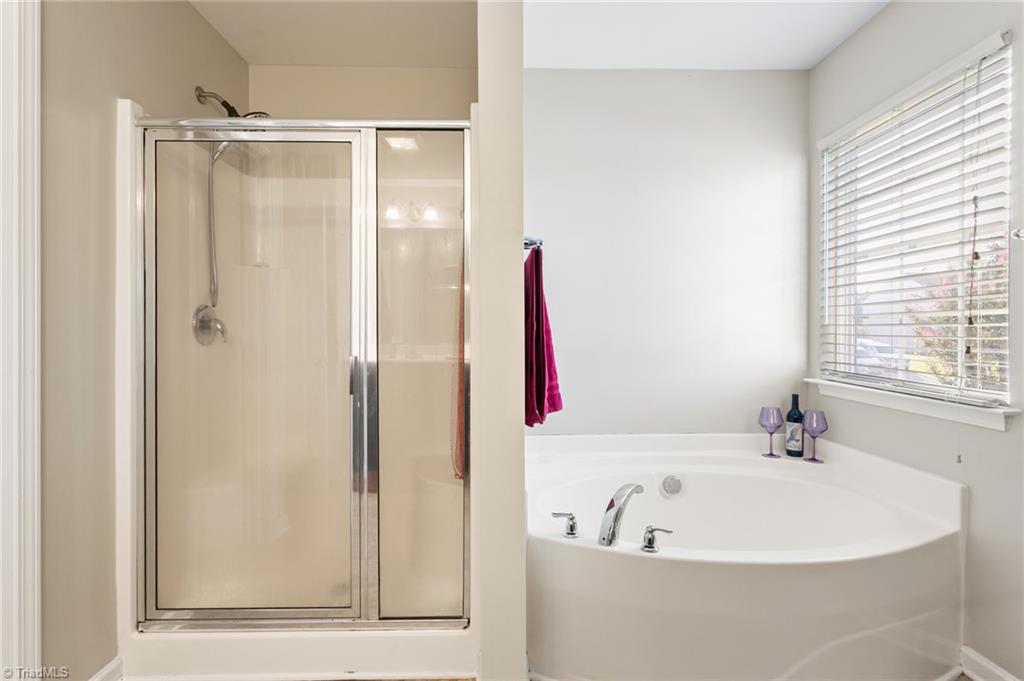 property viewer photo 25