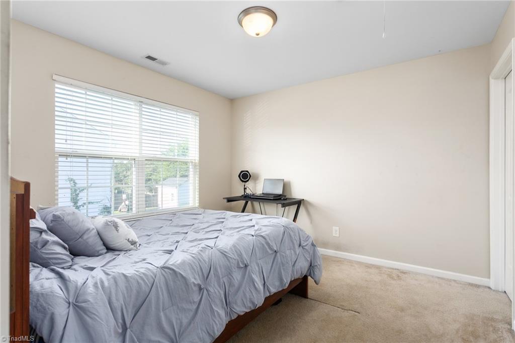 property viewer photo 30