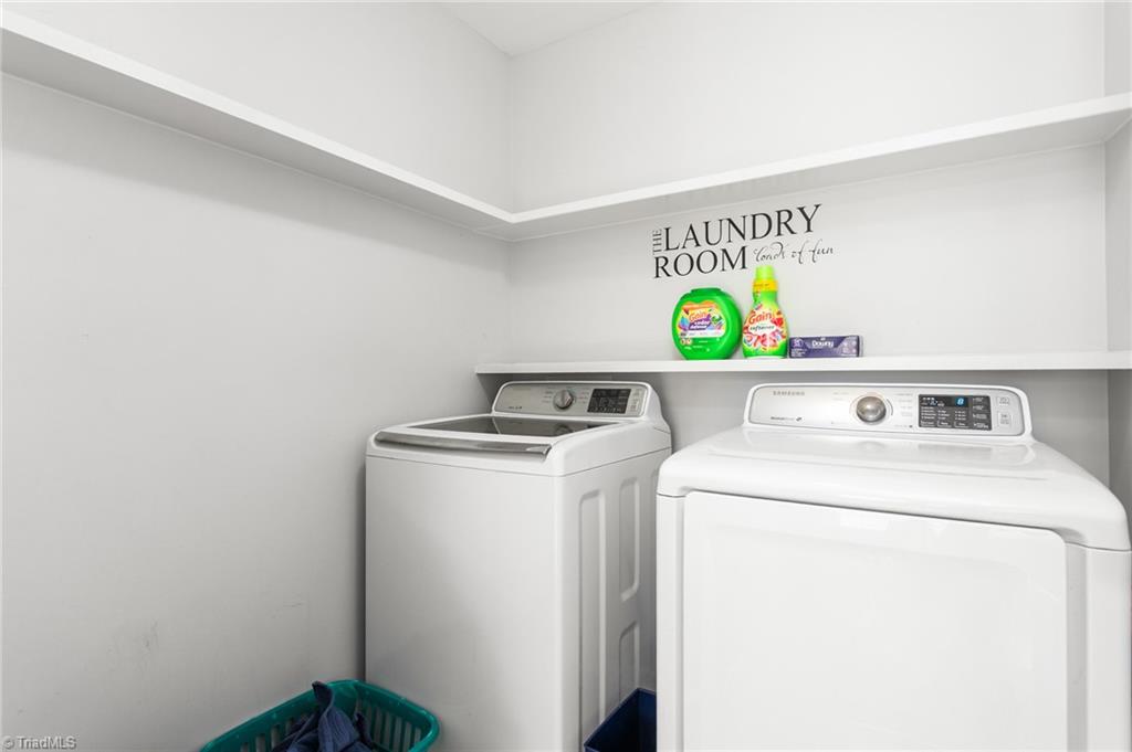 property viewer photo 34