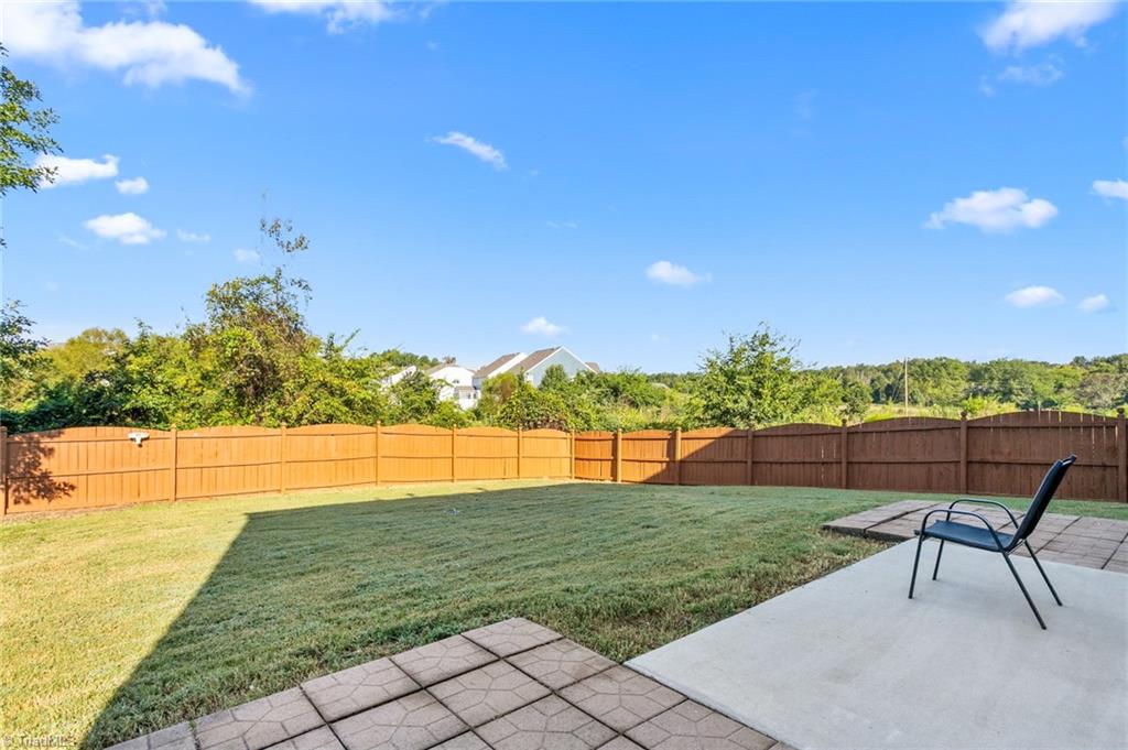 property viewer photo 35
