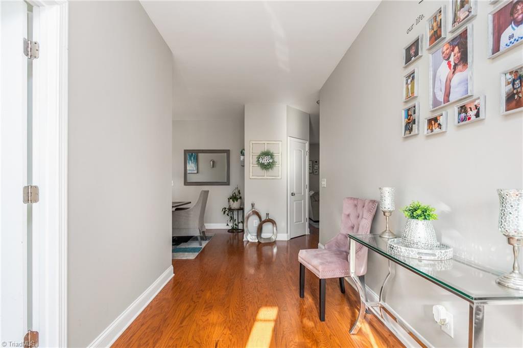 property viewer photo 8