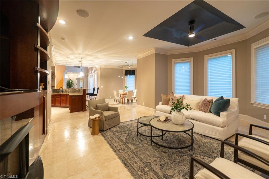 property viewer photo 14