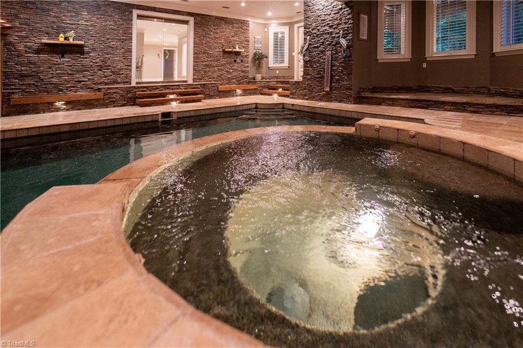 property viewer photo 22