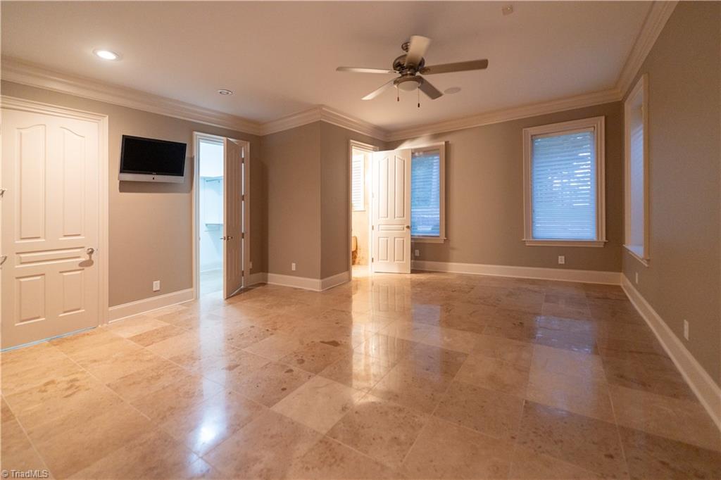property viewer photo 34