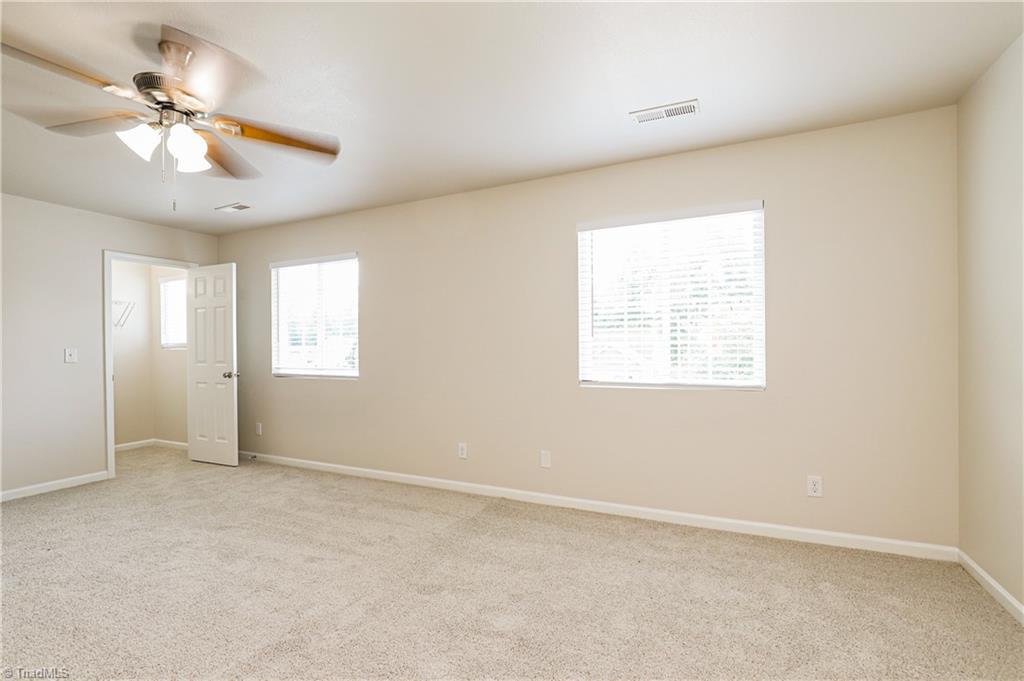 property viewer photo 7