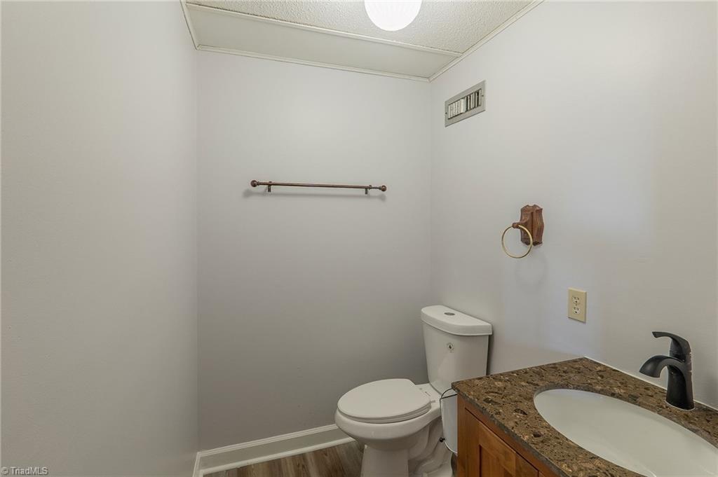property viewer photo 14