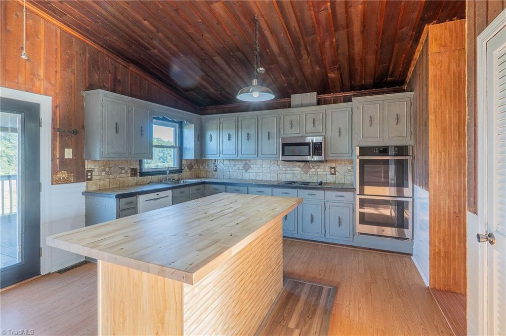 property viewer photo 5