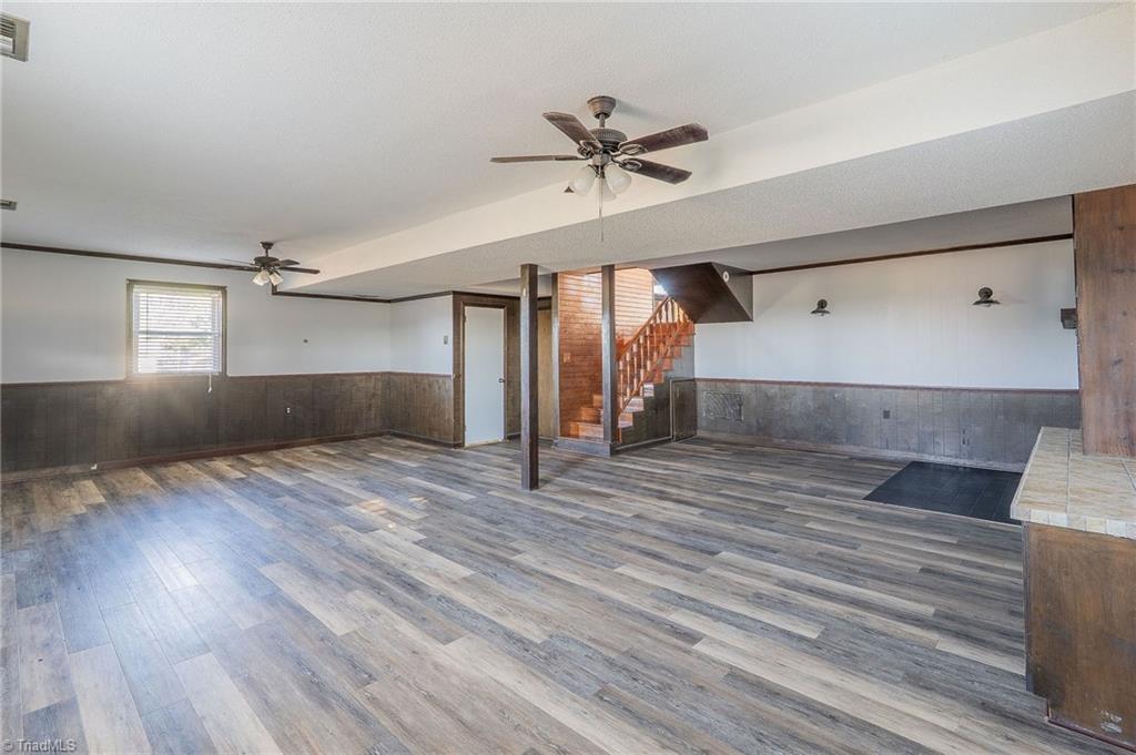 property viewer photo 9
